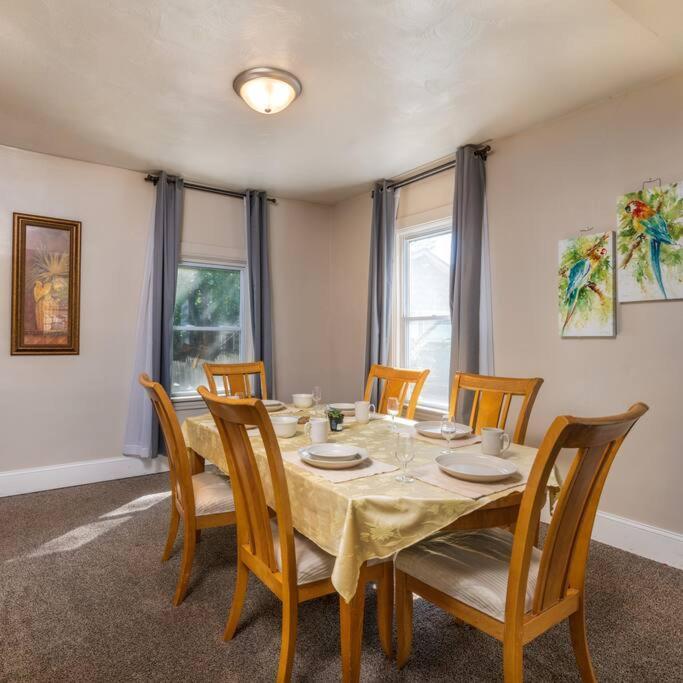 Entire House 3 Bedroom Twin Cities, Specious, Entire House, Ac 圣保罗 外观 照片